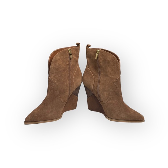 new Jessica Simpson 𖤐 Hilrie Wedge Heel Western Booties 𖤐 Brown Suede 𖤐 10M - Picture 15 of 16